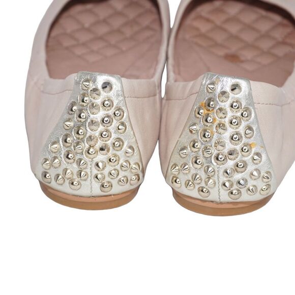 Vince Camuto Ferguson Gold Flats, Size 8.5 - Picture 4 of 8